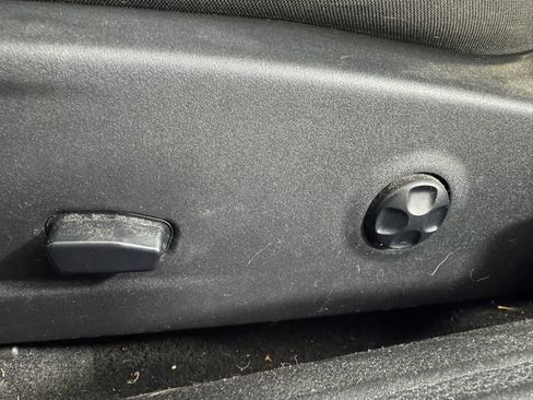 Used 2019 Dodge Challenger R/T image 28