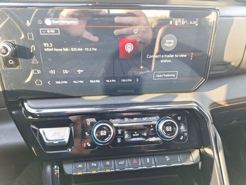 Used 2023 GMC Sierra 1500 AT4 w/ Technology Package image 27