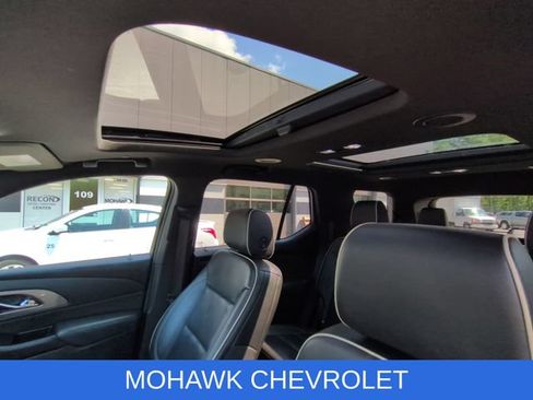 Used 2023 Chevrolet Traverse Premier w/ Redline Edition AWD/4WD image 19