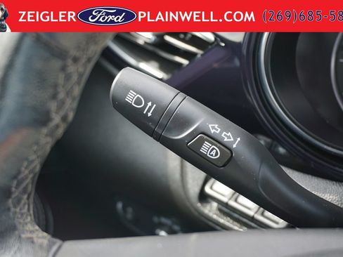 Used 2021 Buick Encore GX Essence w/ Advanced Technology Package AWD/4WD image 28