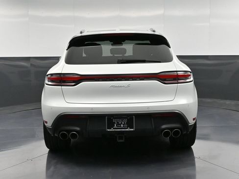 Certified 2022 Porsche Macan S image 7