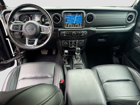 Used 2023 Jeep Wrangler Unlimited Sahara w/ Cold Weather Group AWD/4WD image 25