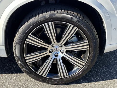 Used 2025 Volvo XC90 T8 Ultra image 31