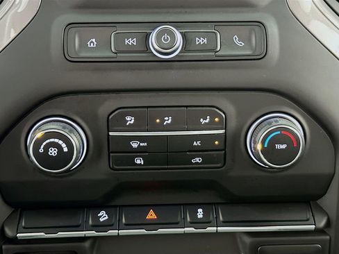 Used 2020 Chevrolet Silverado 1500 Custom Trail Boss w/ Infotainment Package AWD/4WD image 16