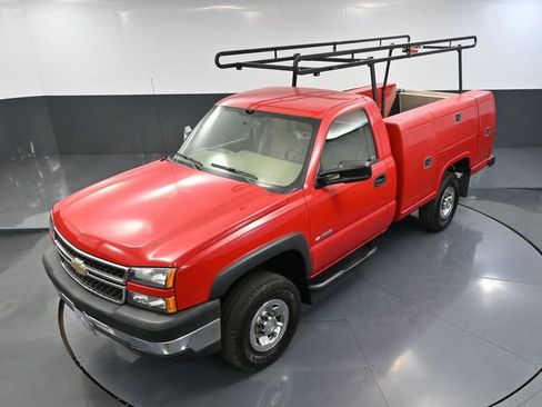 Used 2007 Chevrolet Silverado 3500 W/T image 47