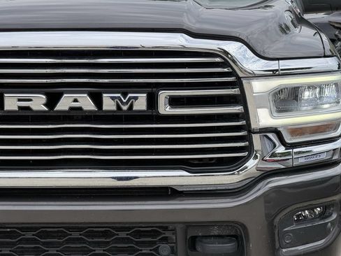 Used 2024 RAM 2500 Laramie AWD/4WD image 8