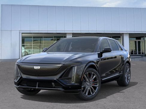 New 2026 Cadillac Lyriq V image 7
