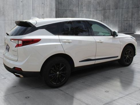 Used 2025 Acura RDX SH-AWD image 5