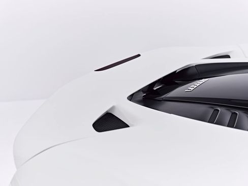 Used 2022 Ferrari F8 Tributo RWD image 32