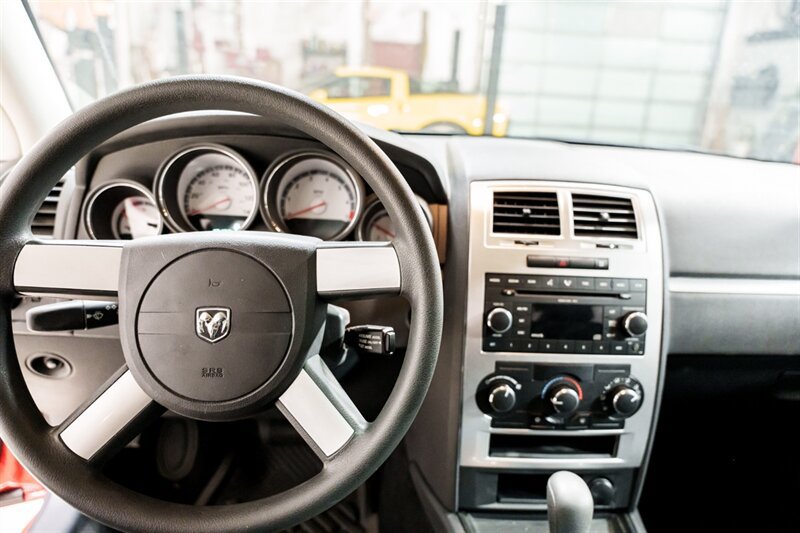 Used 2008 Dodge Charger SE RWD image 24
