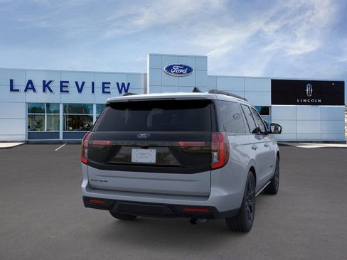 New 2026 Ford Expedition Platinum image 8