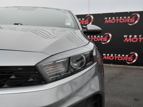 Used 2023 Kia Forte LXS image 11