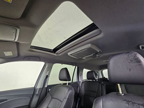Used 2022 Honda Pilot Touring image 26