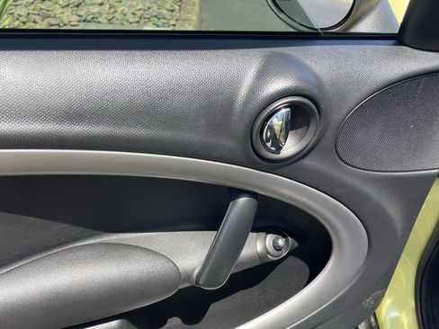 Used 2012 MINI Cooper Countryman FWD image 15