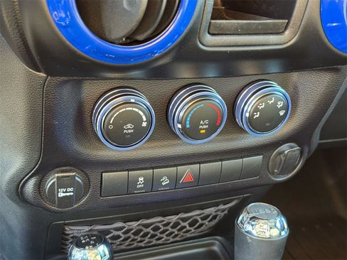 Used 2016 Jeep Wrangler Sport image 28