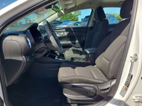 Certified 2023 Kia Forte LXS FWD image 16