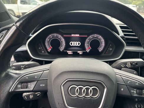 Used 2021 Audi Q3 2.0T Premium Plus w/ Premium Plus Package AWD/4WD image 4