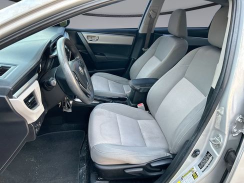 Used 2014 Toyota Corolla LE FWD image 11