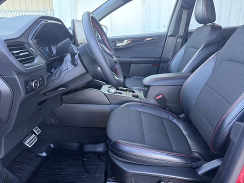 Certified 2023 Ford Escape ST-Line Elite image 19