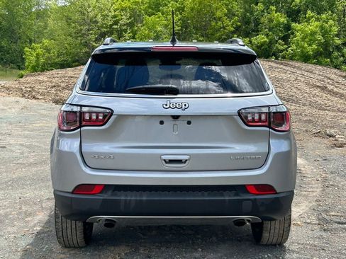 Used 2023 Jeep Compass Limited AWD/4WD image 4