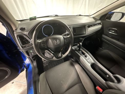 Certified 2022 Honda HR-V EX image 16