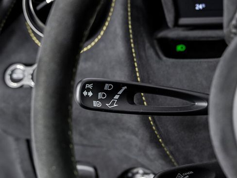 Used 2022 McLaren 765LT RWD image 38