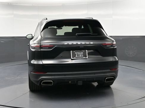 Certified 2023 Porsche Cayenne AWD/4WD image 7