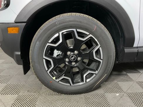 New 2026 Ford Bronco Sport Outer Banks AWD/4WD image 10
