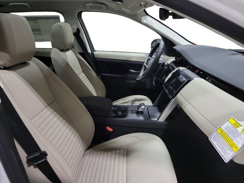 New 2025 Land Rover Discovery Sport S image 29