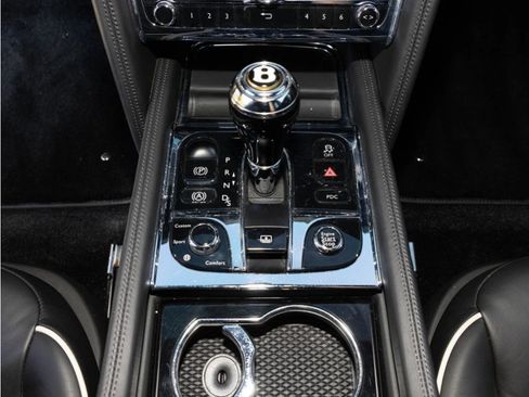 Certified 2020 Bentley Mulsanne image 41