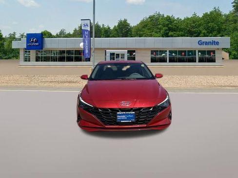 Certified 2021 Hyundai Elantra SEL w/ Convenience Package image 4