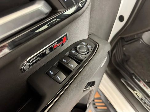 Used 2024 GMC Sierra 1500 AT4 w/ Technology Package AWD/4WD image 19