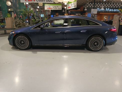 Used 2023 Mercedes-Benz EQS 450+ 4MATIC Sedan image 15