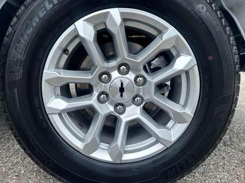 Used 2026 Chevrolet Silverado 1500 RST AWD/4WD image 16