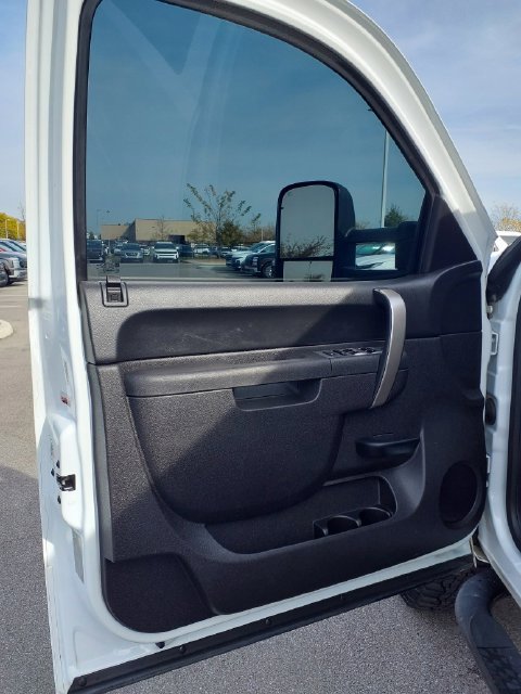 Used 2012 GMC Sierra 2500 SLE w/ SLE Preferred Package AWD/4WD image 17