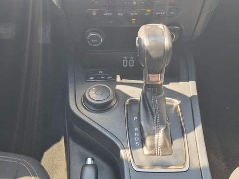 Used 2019 Ford Ranger XLT w/ Equipment Group 302A Luxury AWD/4WD image 25