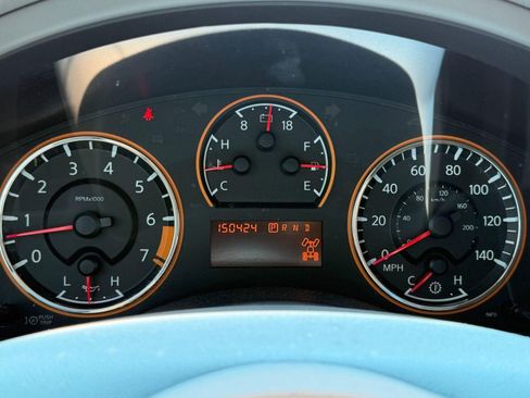 Used 2010 Nissan Armada Platinum w/ Captain Seat Pkg AWD/4WD image 18