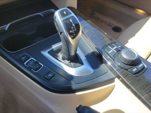 Used 2016 BMW 328i Sedan RWD image 30