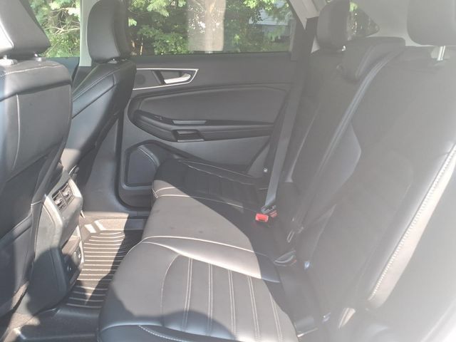Used 2024 Ford Edge SEL w/ Convenience Package AWD/4WD image 16