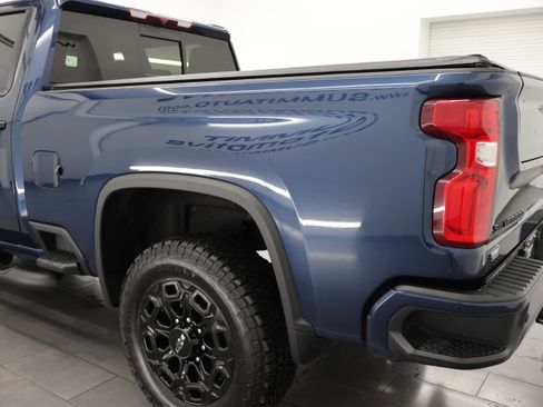 Used 2023 Chevrolet Silverado 3500 LTZ w/ LTZ Plus Package image 41