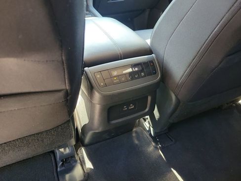 Used 2025 Nissan Pathfinder SV AWD/4WD image 12