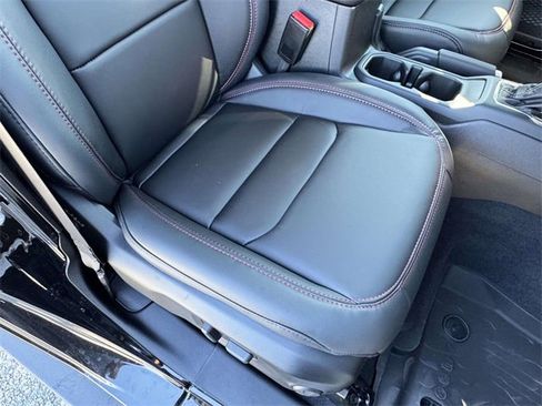 New 2025 Jeep Wrangler Unlimited Rubicon image 15