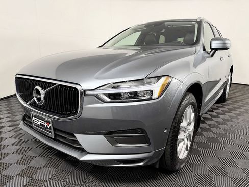 Used 2019 Volvo XC60 T5 Momentum w/ Premium Package AWD/4WD image 3