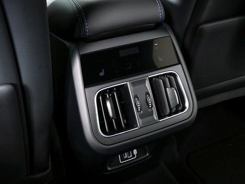 New 2026 Maserati Grecale Modena image 22