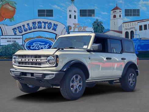 New 2026 Ford Bronco Big Bend AWD/4WD image 2