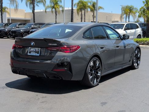 New 2026 BMW M440i w/ Premium Package RWD image 10
