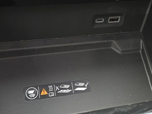 New 2026 GMC Yukon XL Elevation w/ Elevation Premium Package image 8