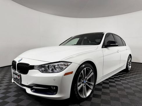 Used 2015 BMW 328i Sedan RWD image 2