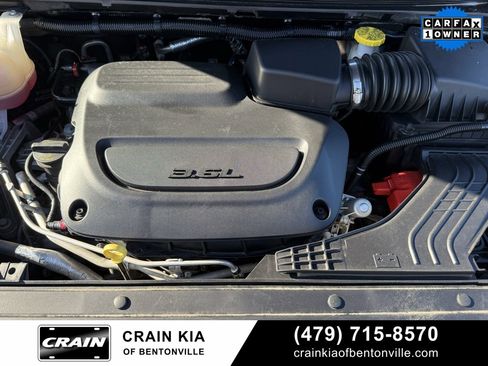 Used 2023 Chrysler Pacifica Limited image 35