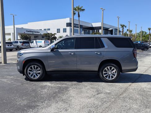 Used 2021 Chevrolet Tahoe Premier w/ Premium Package image 4
